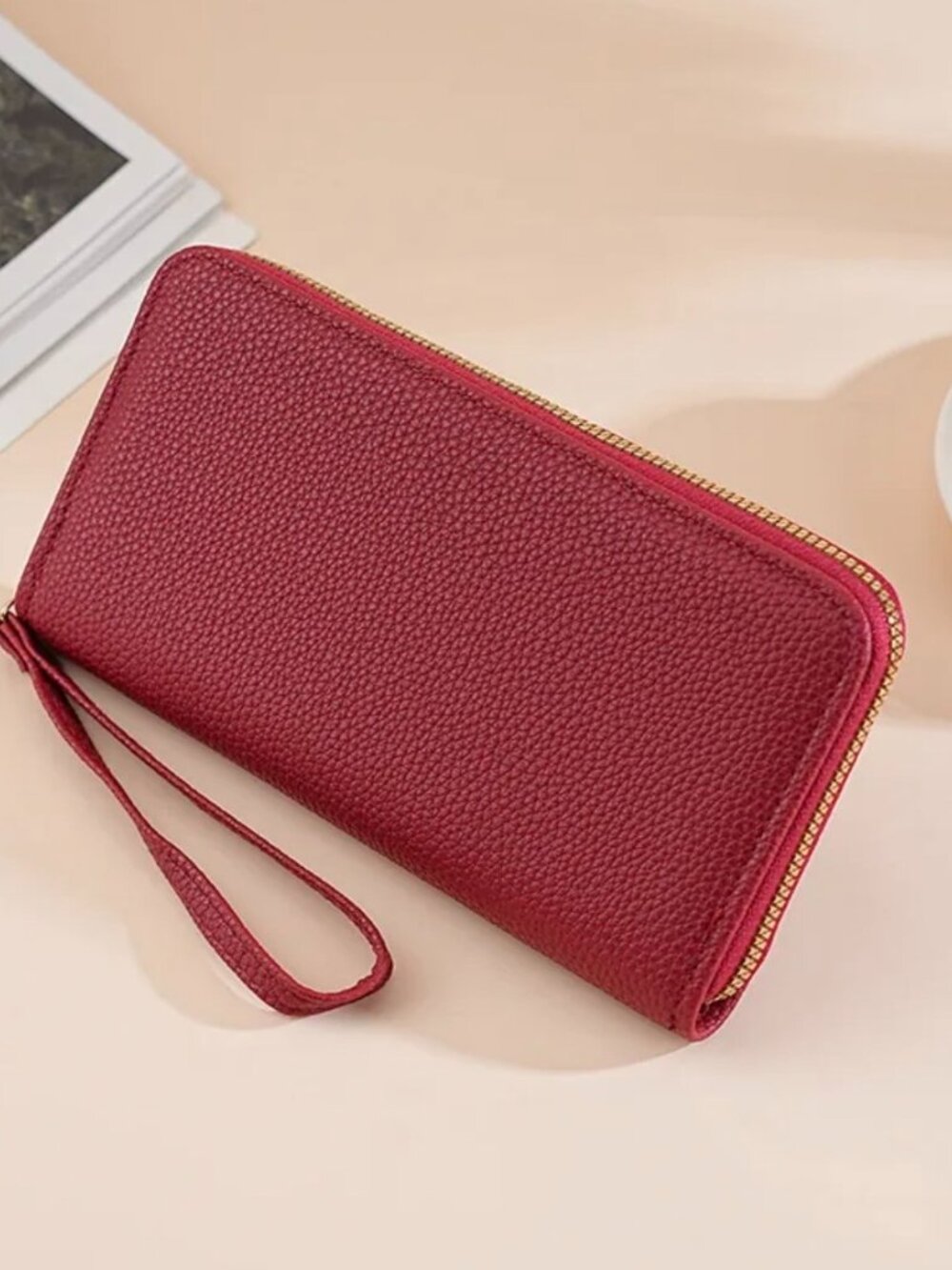 Women's Wallets - Picture 7 of 8